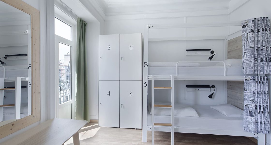 6bed-female3-1-scaled.jpg