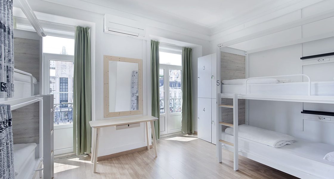 6bed-female5-1-scaled.jpg